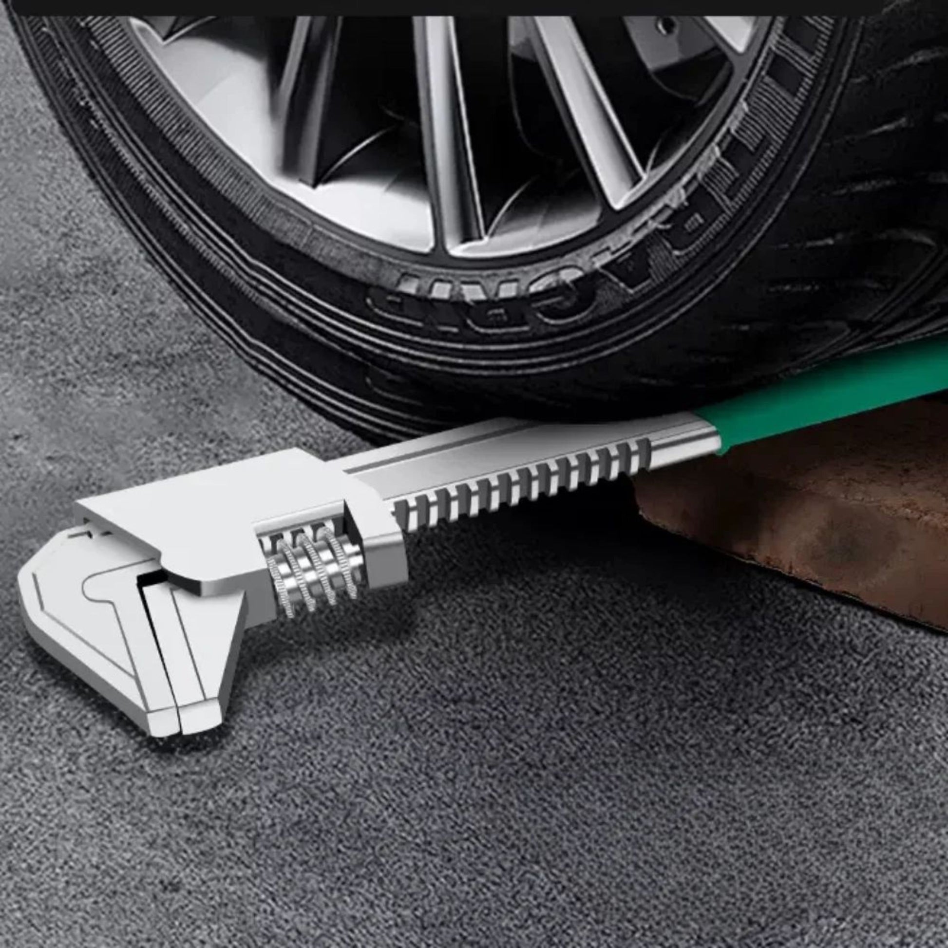 Voiture qui roule sur une clé réglable de type F 
