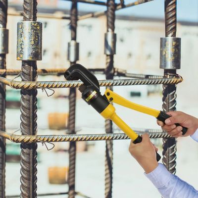 PINCE A SERTIR HYDRAULIQUE JAUNE FER