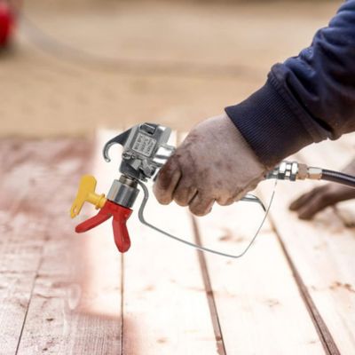 Pistolet peinture Airless planche