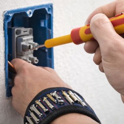 Porte outils Bracelet magnétique pour vis et embouts électricité