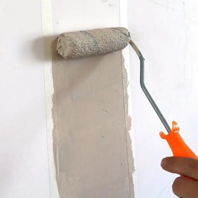 Rouleau-peinture-Architectural-gris