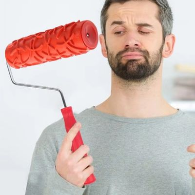 Rouleau peinture Rouge a motifs rouge