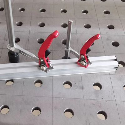 Serre joint de rail fer