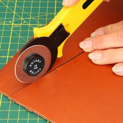 Cutter rotatif jaune orange