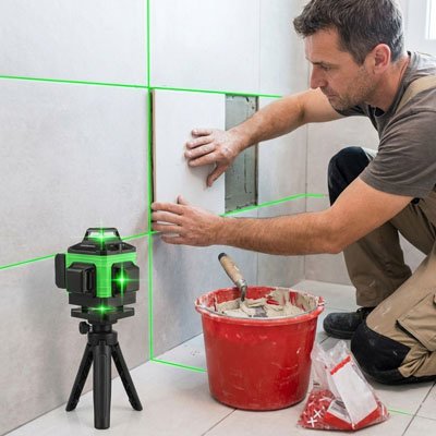 Niveau laser 12 lignes tuile